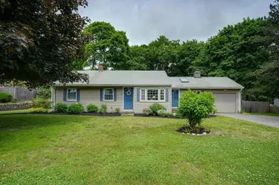 123 Bruce Road 1