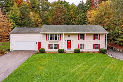 252 Great Rd
