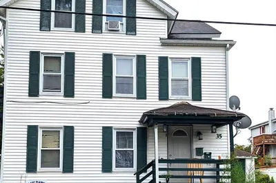 35 Church St