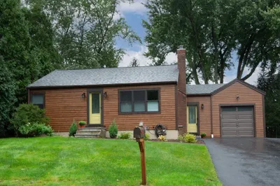 9 Fairview Rd 1