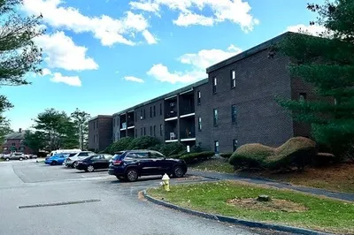 11 Riverside Ave #208 1