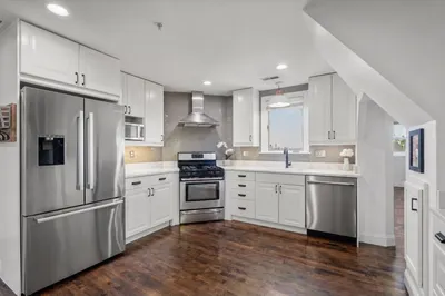 155 Franklin Ave #3 1