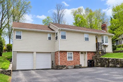 33 Adella St #B 1