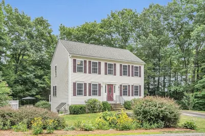 21 Town Farm Rd 1
