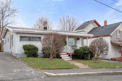 55 Undine Ave 1