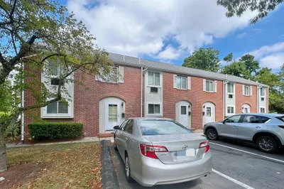 44 Floral St #44