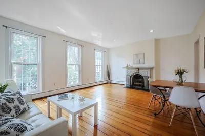 58 Elm St #2