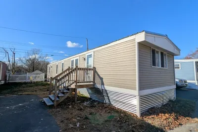 229 Miller St #D-8
