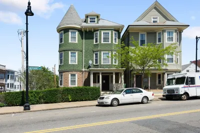 16 Neponset Ave 1