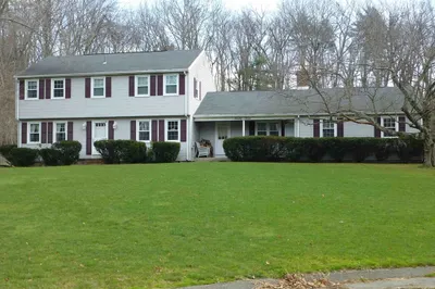 93 Nonotuck Rd 1