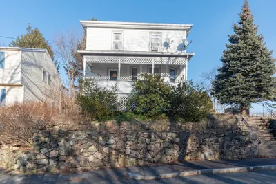 77 Summit St