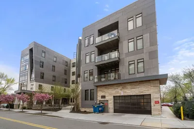 95 Fawcett St #501