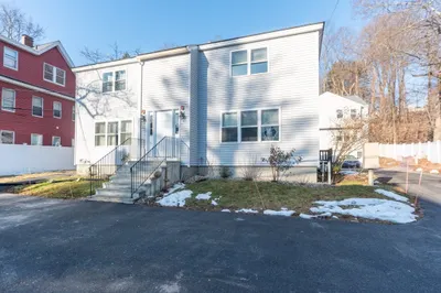62 Church St #2A 1