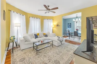 15 Bynner Street #1