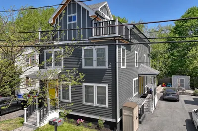 42 Margaret St #42 1