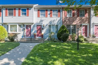 1200 Worcester St #1200