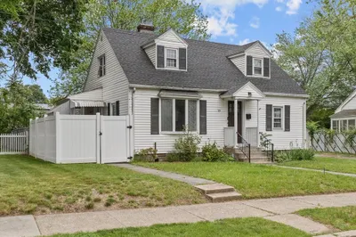 10 Jefferson St