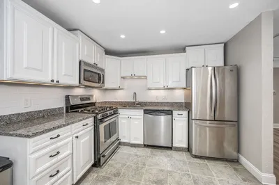 3 Fernview Ave #8 1