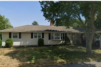 342 Plymouth St 1