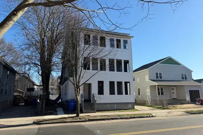 583 Union St 1