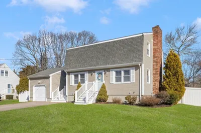 100 Evergreen Dr 1