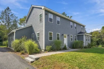 28 Ash St 1