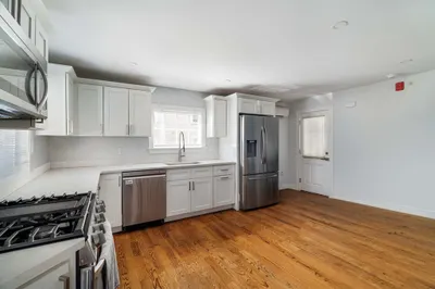 109 Main St #1 1