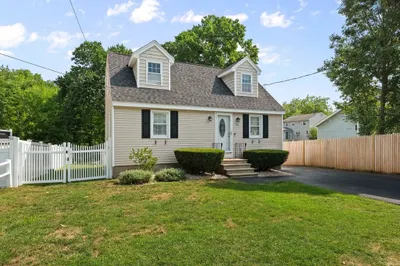 55 Algonquin Drive 1