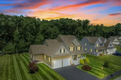 40 Wells Drive 1
