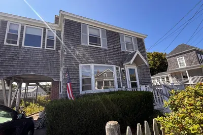 19 Bay Ave Winter Rental Ave #1