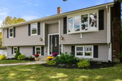 28 Lorna Dr 1