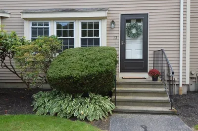12 Pine View #12
