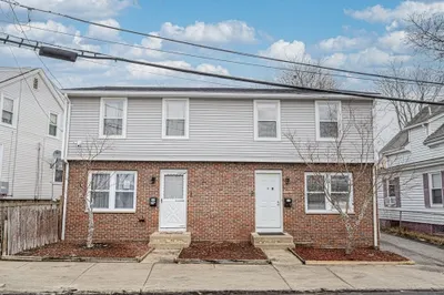 18 Astor St #18