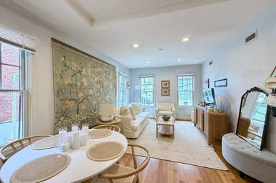 77 F St #2 1