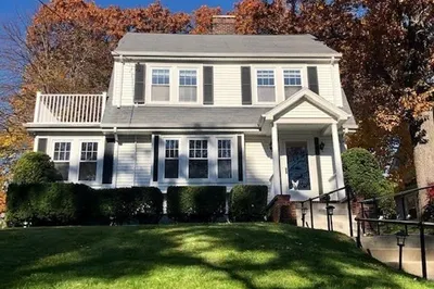 105 Oakland Ave