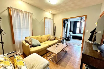 147 Webster St #1