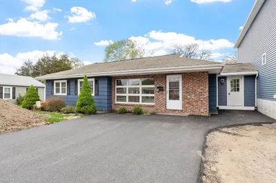 20 Greystone Ave #20