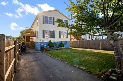 26 Dunn Rd #1