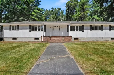 10 Lawndale Rd #1 1