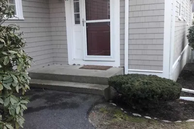 40 Megansett Dr. #13