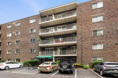 18 Hamilton Road #502