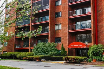 1 Summit Drive #24