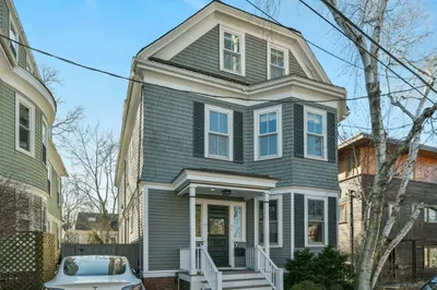 8 Newell Street #2 1