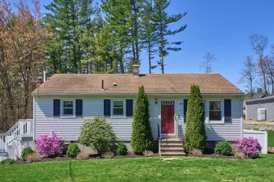 1481 Wachusett St 1