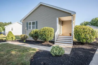 64 Brookbend Way 1
