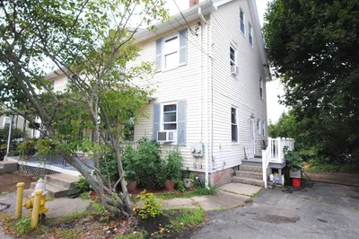 11 Elm St #11 1