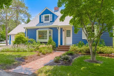 2 Princeton Ave