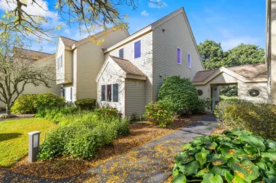 14 Billington Ln #14 1