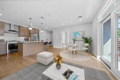 1650 Commonwealth Ave #205