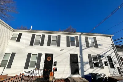 56 Central St #B